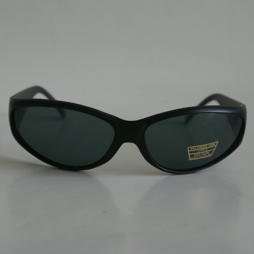 NWT Vintage 90's PC Rectangle Sport Wrap Polarized Sunglasses (M.Black)